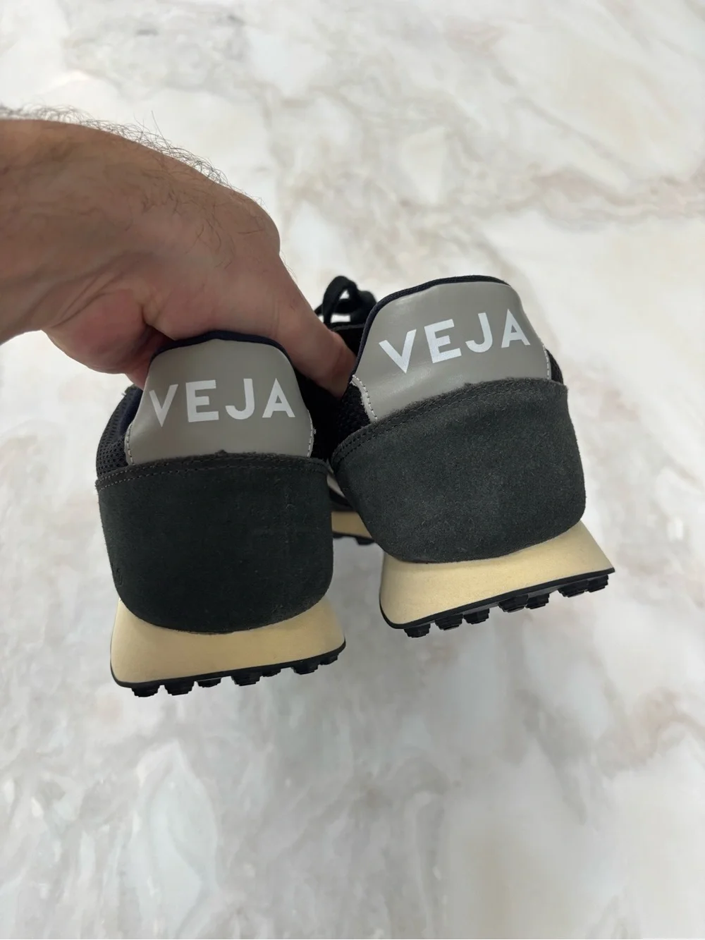VEJA Rio Branco II Trainers Sneaker Men’s Size 10 EU 43 Black Gray